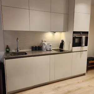  Apartment Nice Close To Station , Netflix And Wi-fi Free